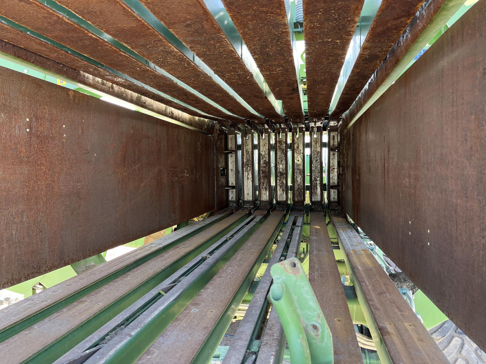 ./imagenes/INVOICE/2019/17593/EMPACADORA KRONE BIG PACK 1290 HDP (17).JPG